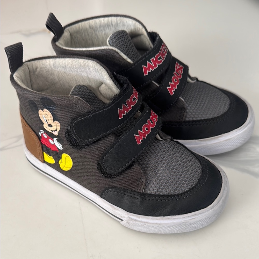 Disney Black and Gray Mickey Mouse Sneakers with Velcro Straps - Size 8